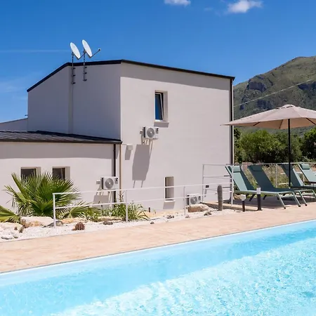 Villa Velarium Ii